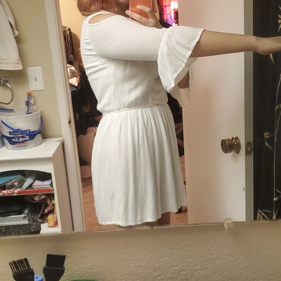 Dress - Picture 4 of 5